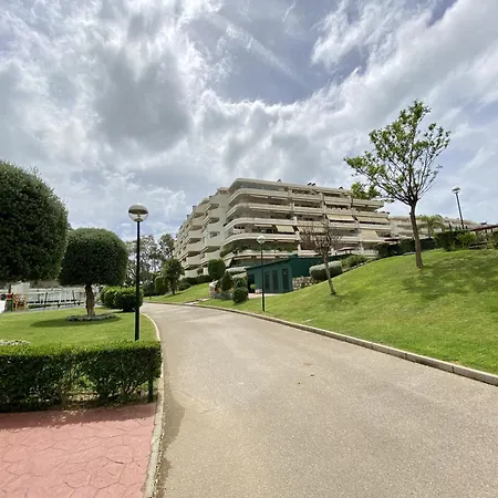 Peace Views And Terrace In Apartamento Marbella