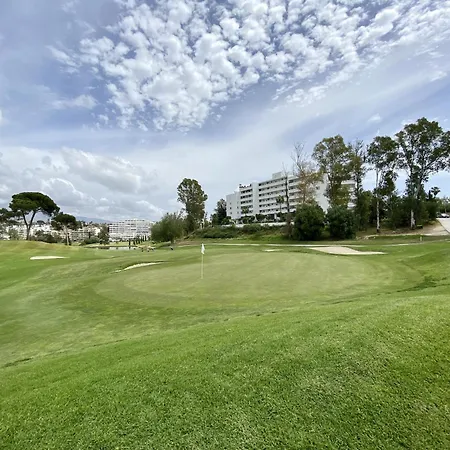 Peace Views And Terrace In Apartamento Marbella