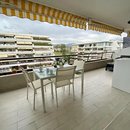 Apartment Peace Views And Terrace In