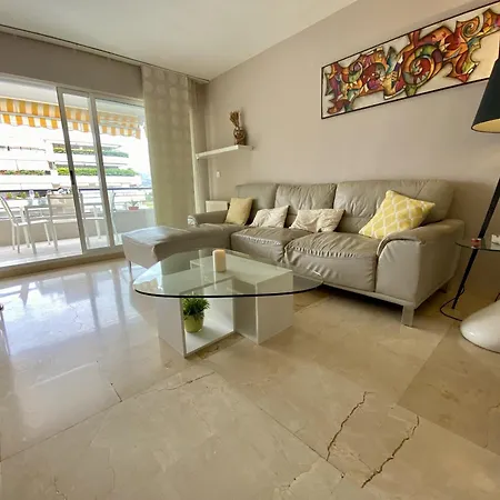 Peace Views And Terrace In Apartment