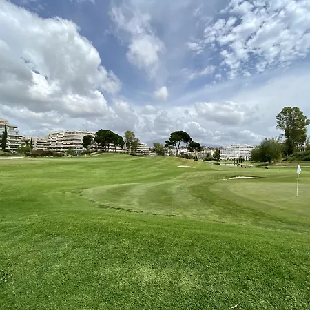 Apartment Peace Views And Terrace In Marbella